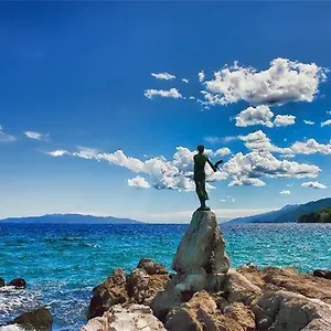 https://holiday-relax-home.primorje-gorskikotar.com