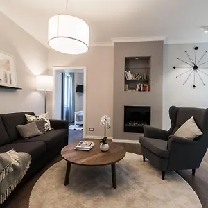 https://sunset-beach-apartment.hotelinzadar.com
