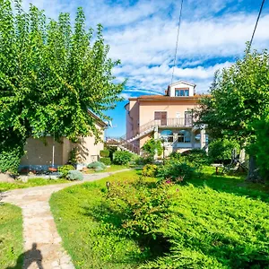 https://apartment-petar-poljica.primorje-gorskikotar.com