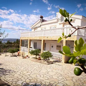 https://apartments-dunja.hotelinzadar.com